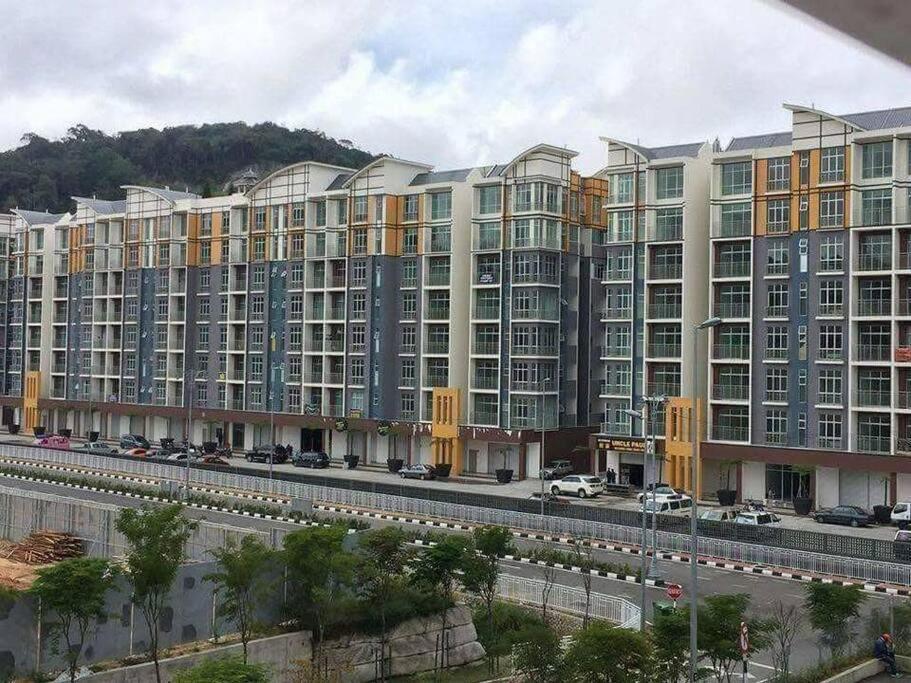 W10WarmStay@GoldenHill/WiFi/2R/6Pax/CarPark/NightMarket/Steamboat Brinchang Exterior foto